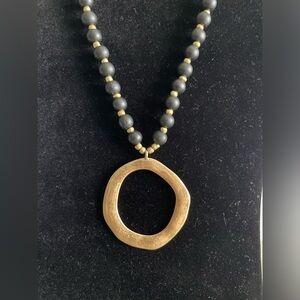 Black & Gold Beaded Circle Necklace